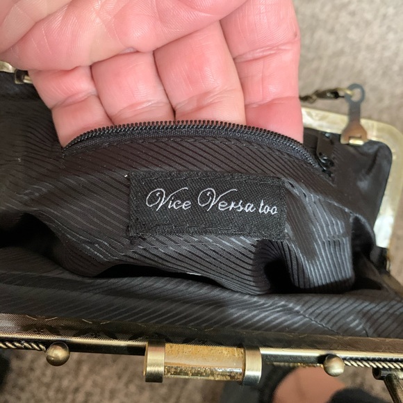 Purse - Picture 2 of 4